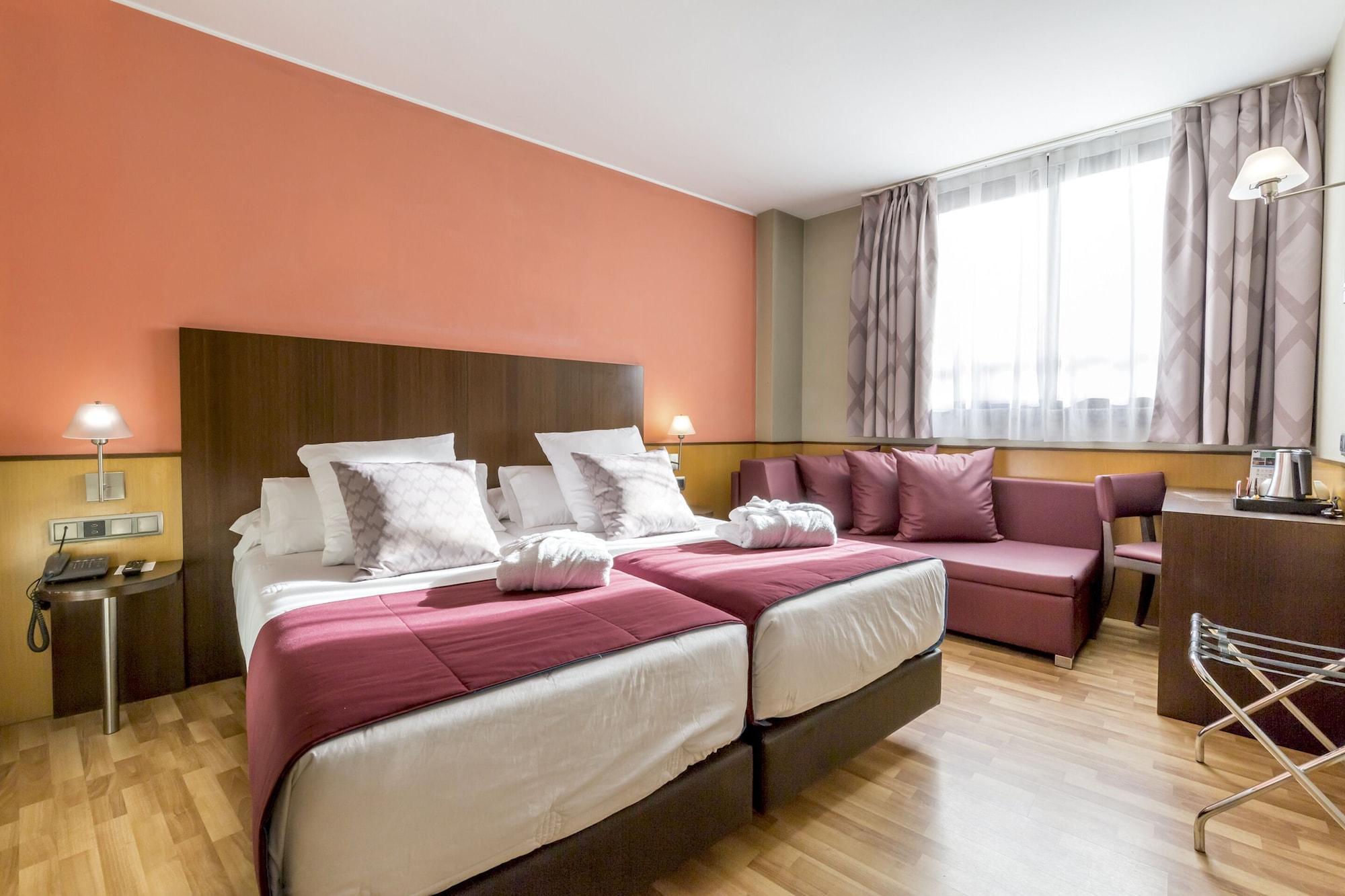 Hotel Ronda Lesseps 4*
