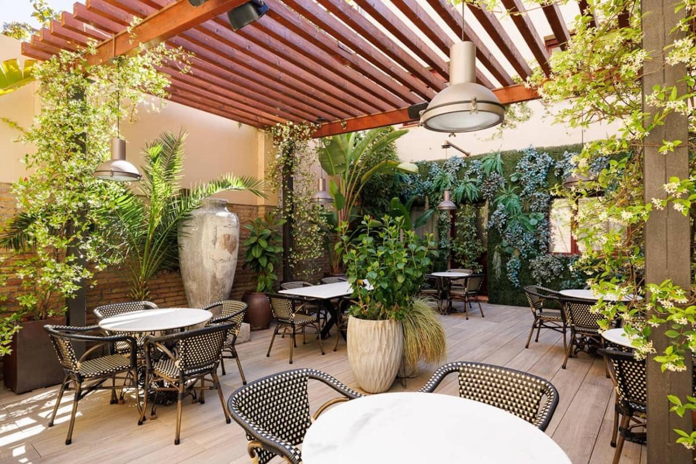 Ronda Lesseps Hotel 4*