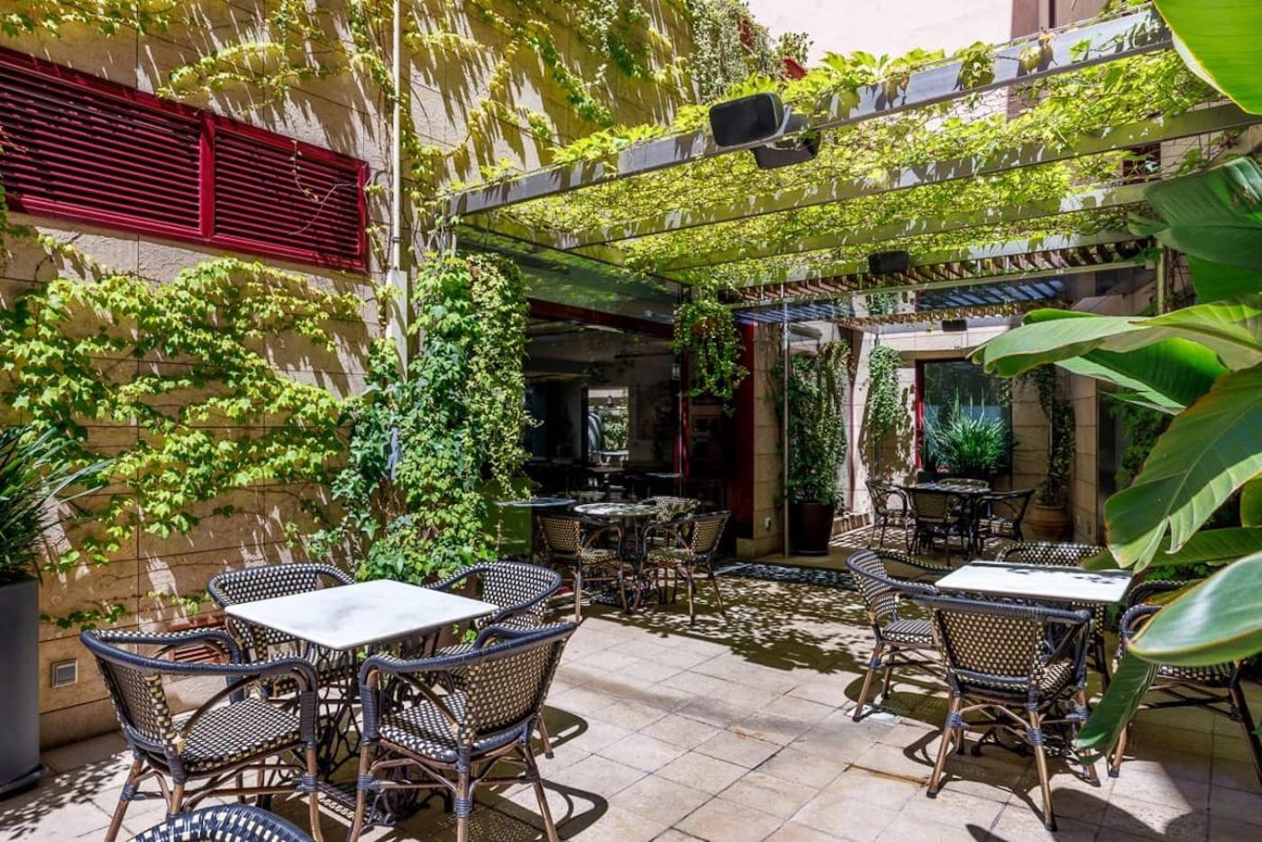 Hotel Ronda Lesseps 4*